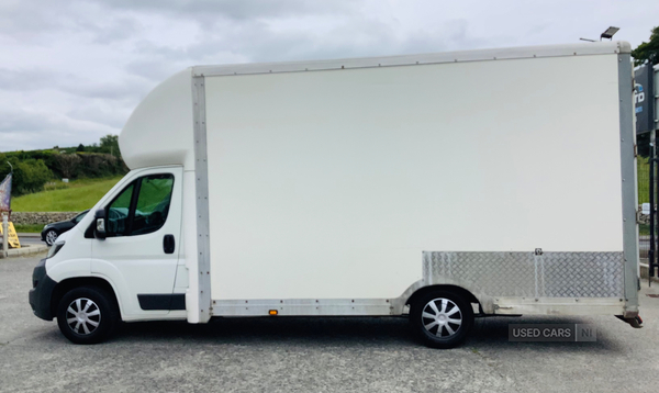 Peugeot Boxer 335 L3 DIESEL in Down