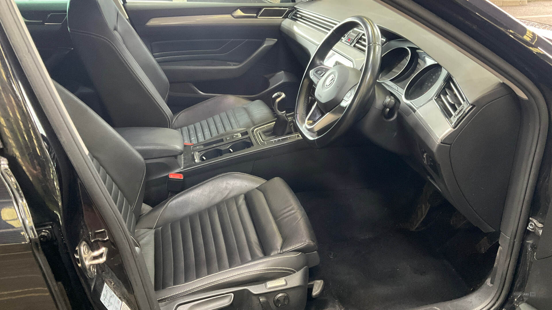 Volkswagen Passat DIESEL ESTATE in Derry / Londonderry
