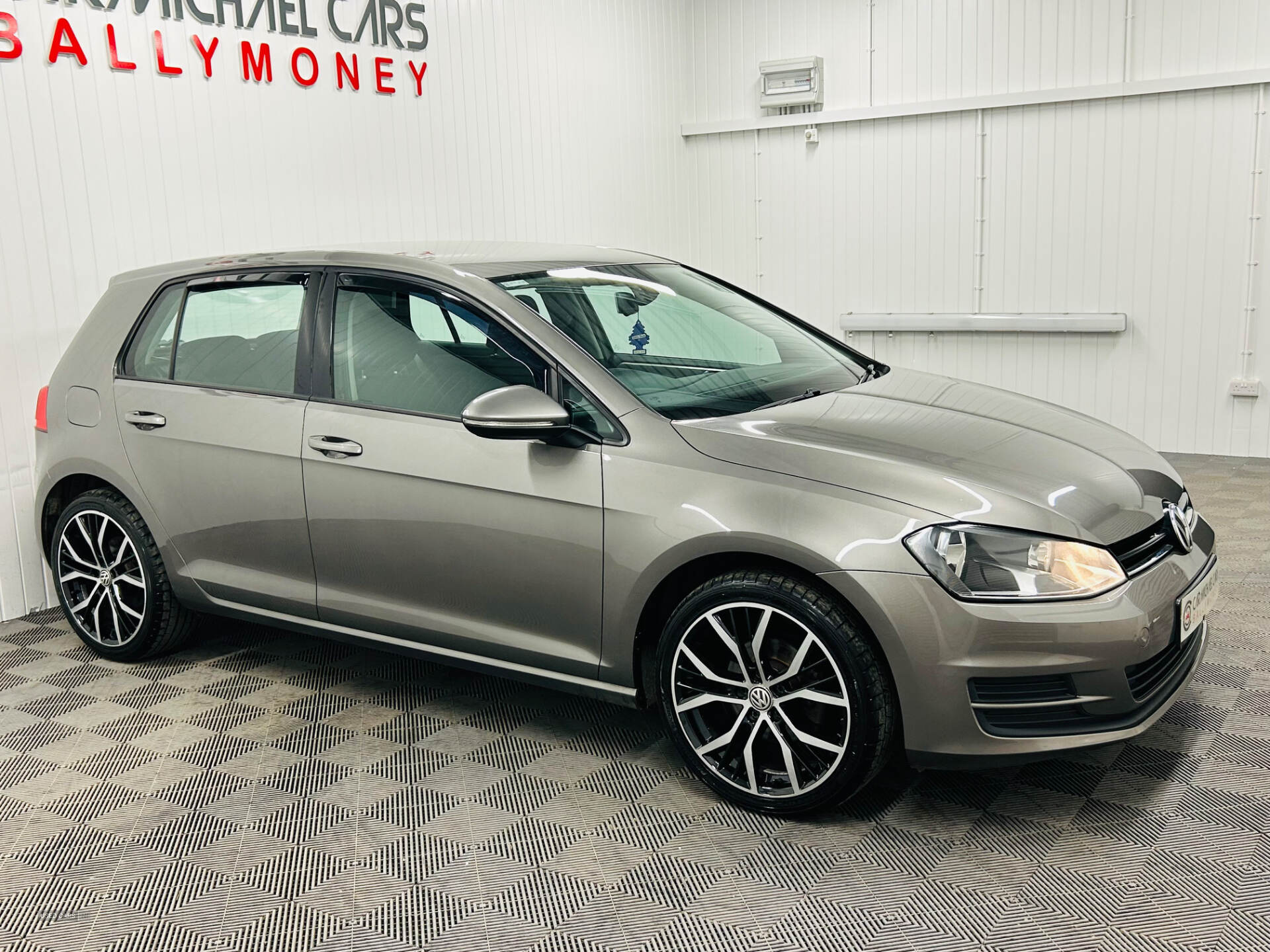 Volkswagen Golf DIESEL HATCHBACK in Antrim