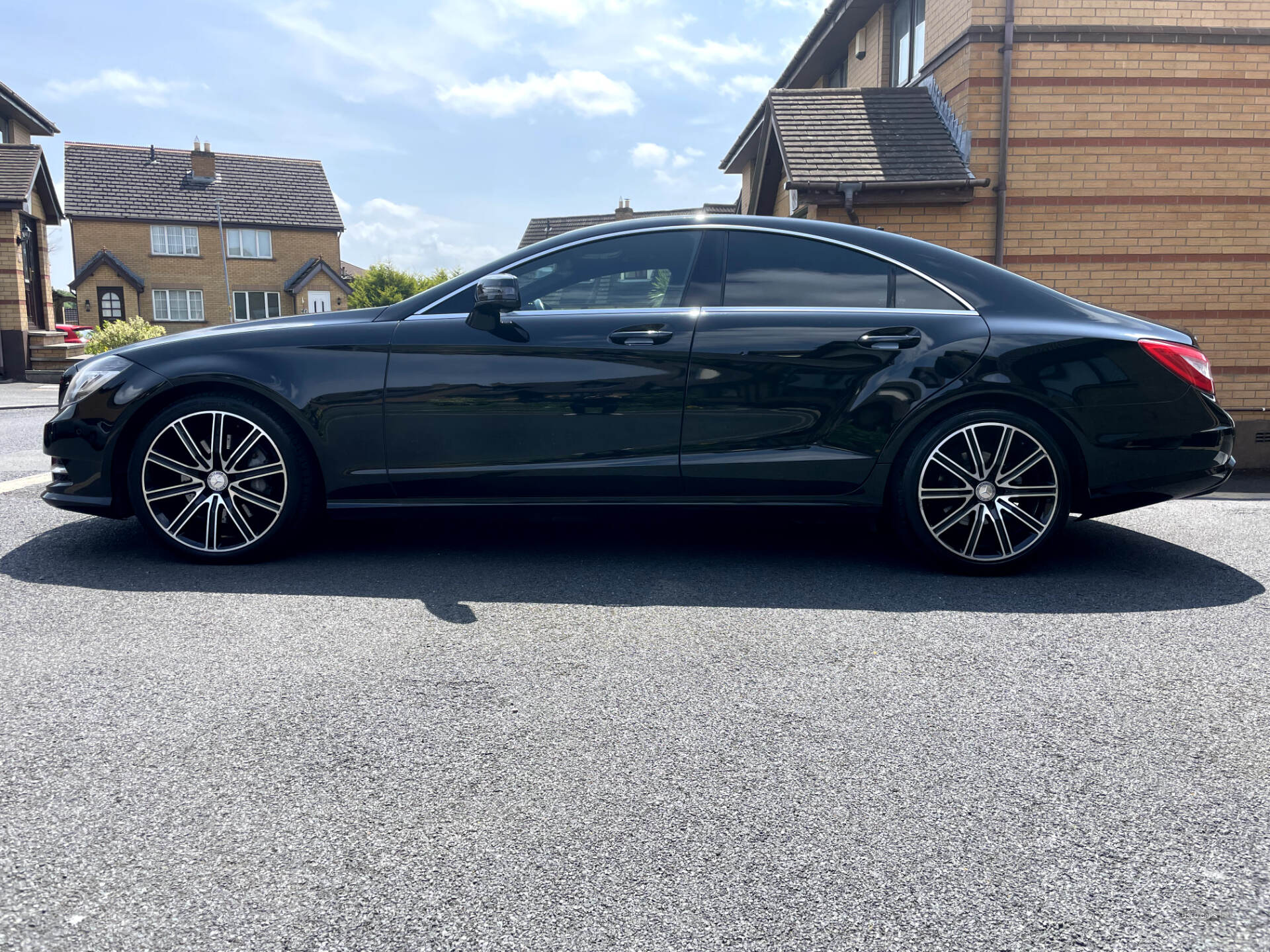 Feb 2013 Mercedes CLS-Class CLS 350 CDI BlueEFFICIENCY AMG Sport 4dr Tip Auto