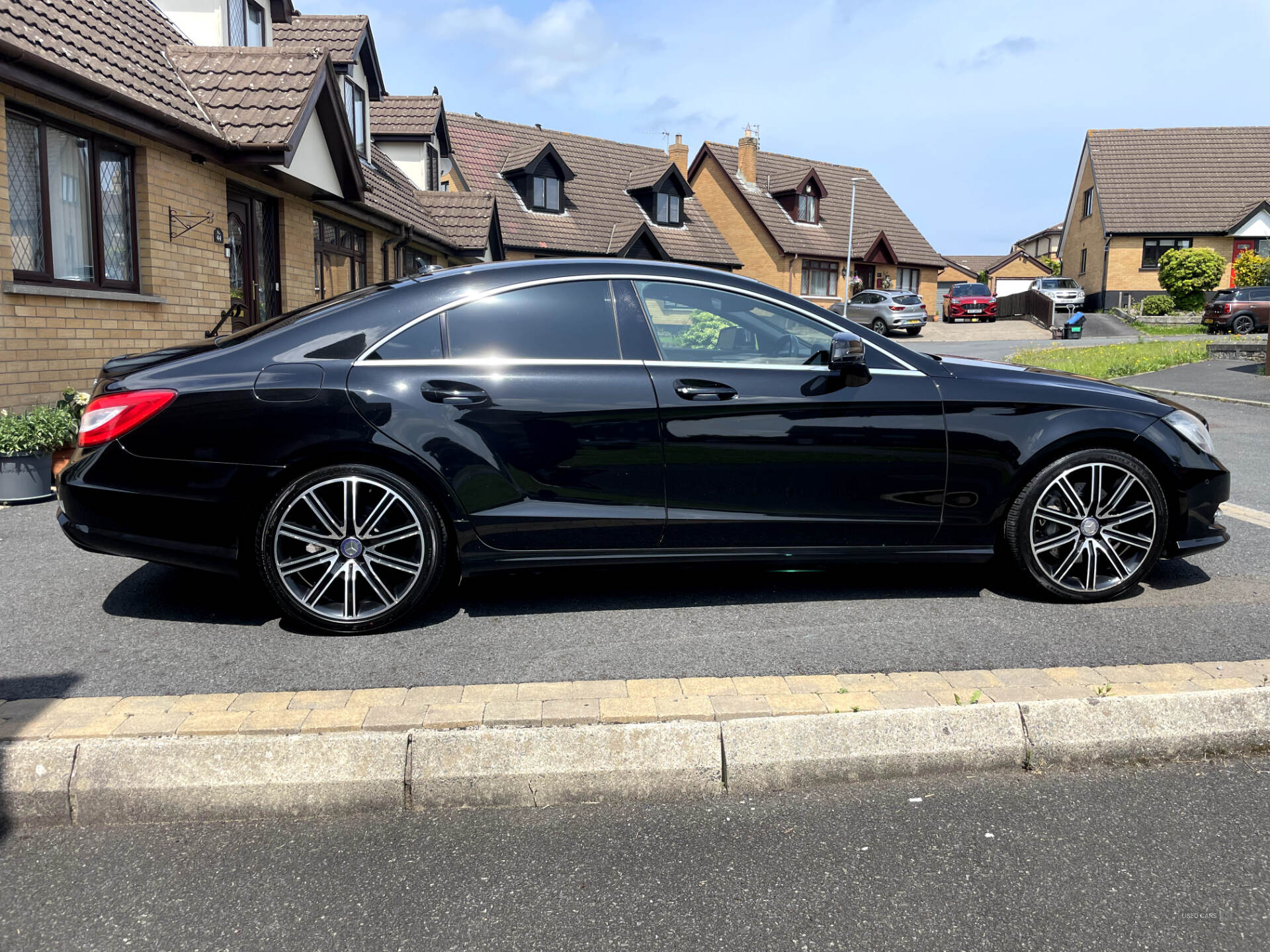 Feb 2013 Mercedes CLS-Class CLS 350 CDI BlueEFFICIENCY AMG Sport 4dr Tip Auto