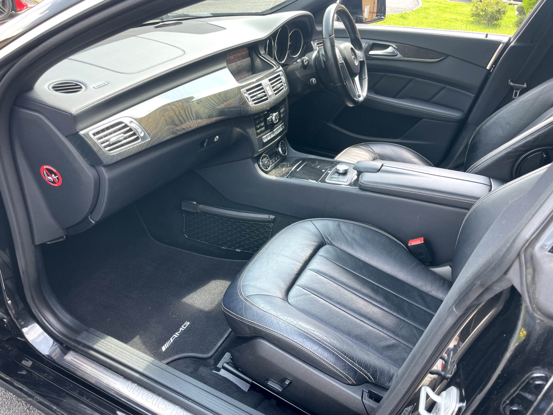Feb 2013 Mercedes CLS-Class CLS 350 CDI BlueEFFICIENCY AMG Sport 4dr Tip Auto