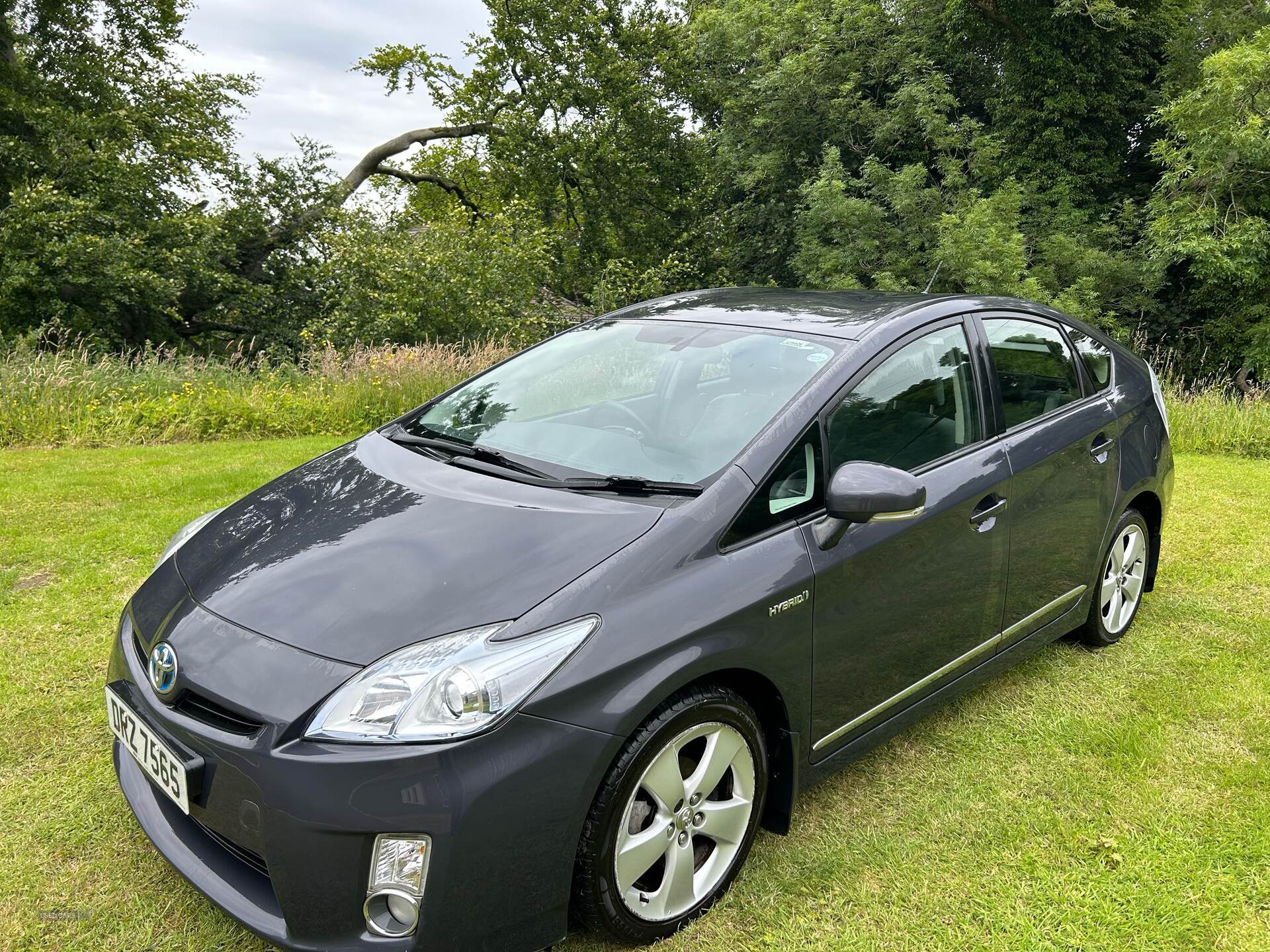 Jan 2012 Toyota Prius 1.8 VVTi T4 5dr CVT Auto