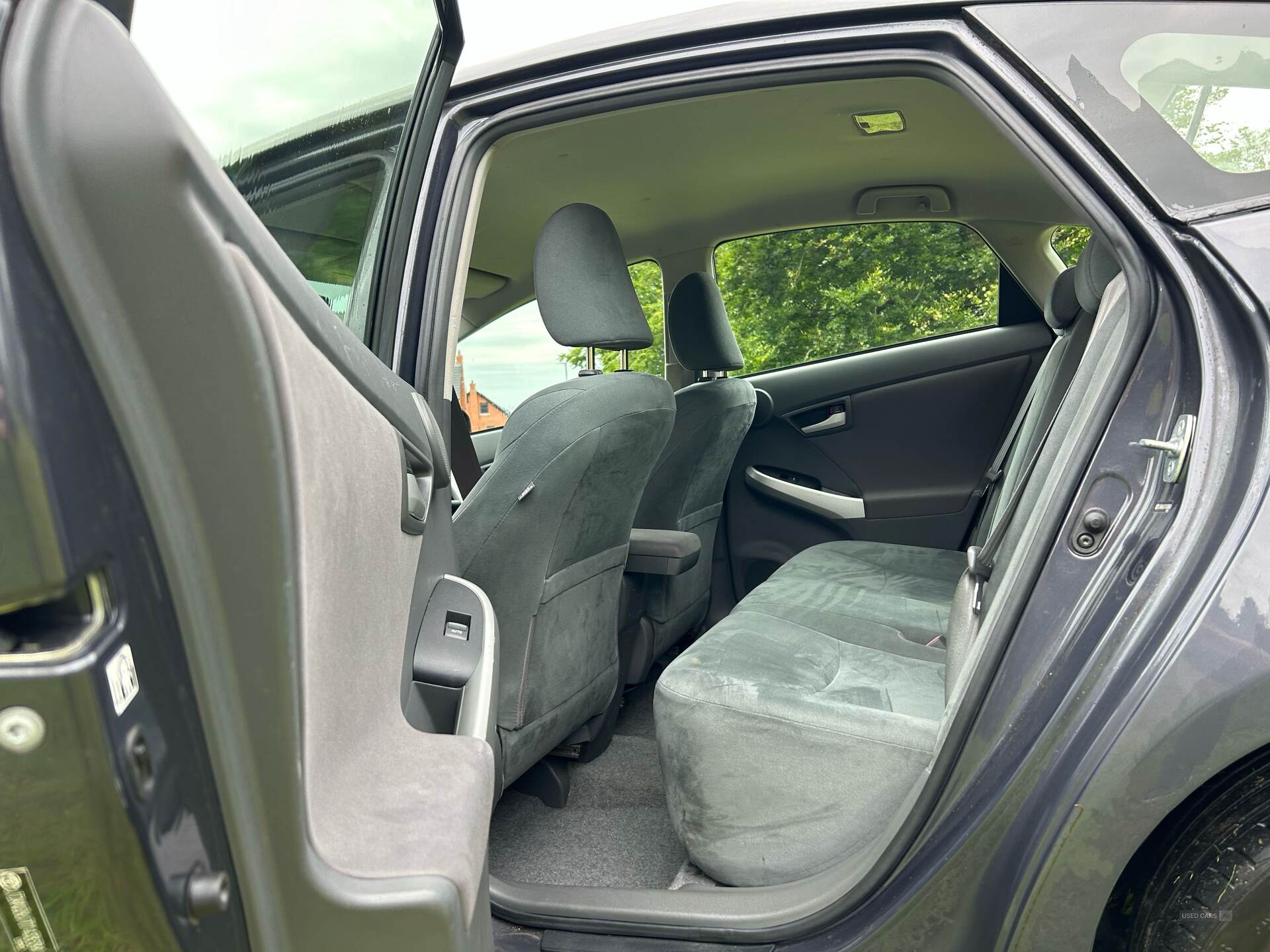 Jan 2012 Toyota Prius 1.8 VVTi T4 5dr CVT Auto