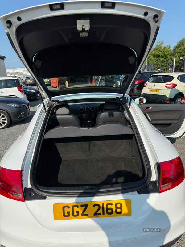 Audi TT COUPE in Down