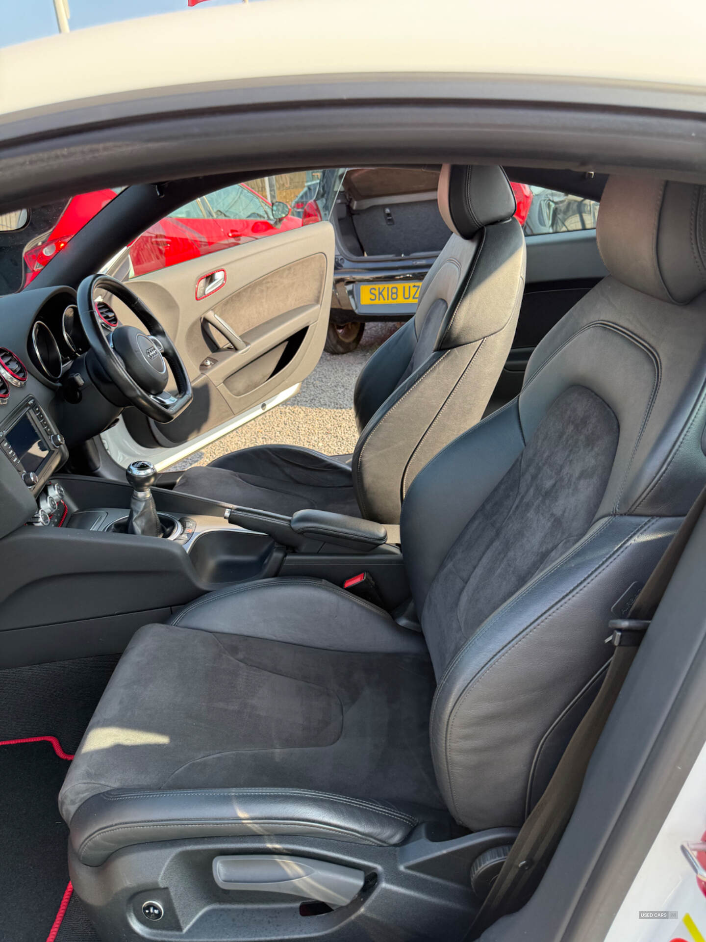 Audi TT COUPE in Down