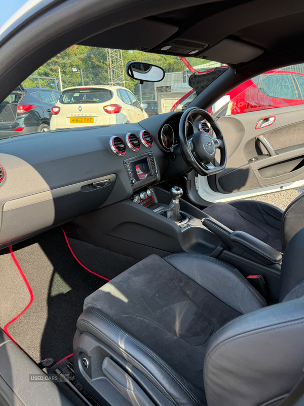 Audi TT COUPE in Down