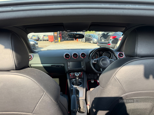 Audi TT COUPE in Down