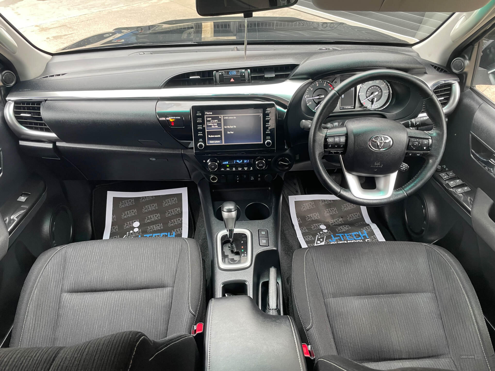 Mar 2021 Toyota Hilux Invincible D/Cab Pick Up 2.4 D-4D Auto