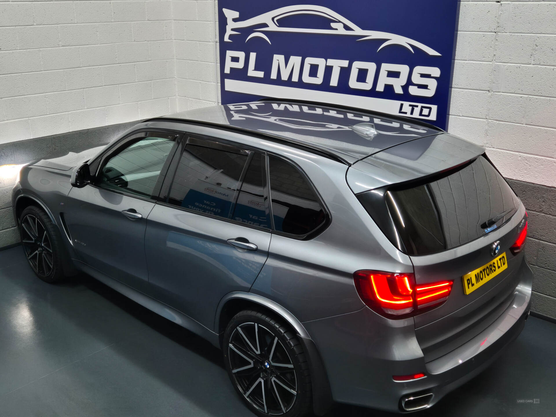 Mar 2017 BMW X5 xDrive40d M Sport 5dr Auto