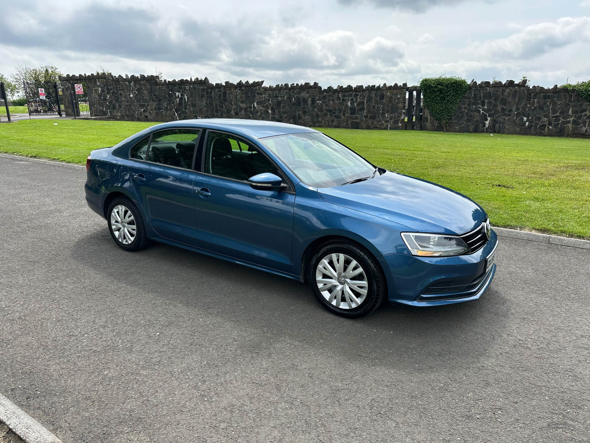 Volkswagen Jetta DIESEL SALOON in Antrim