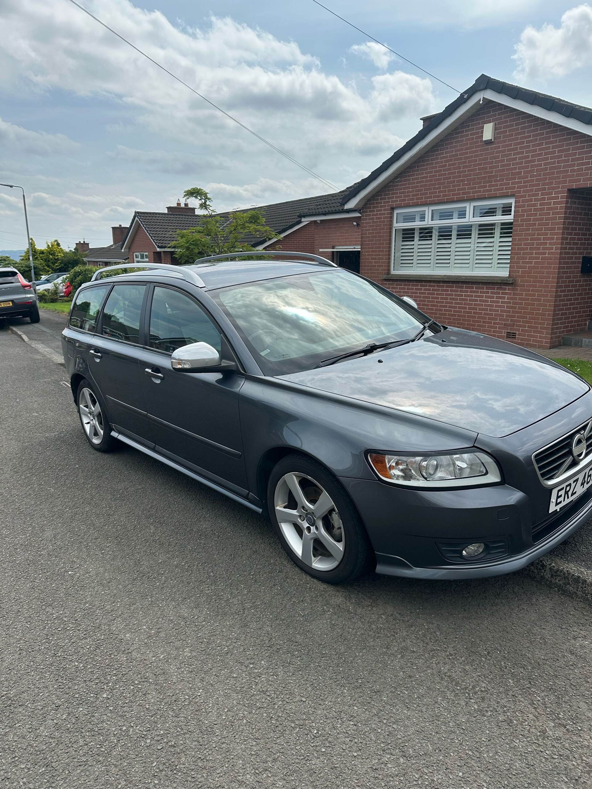 Jul 2011 Volvo V50 D2 [115] R DESIGN Edition 5dr
