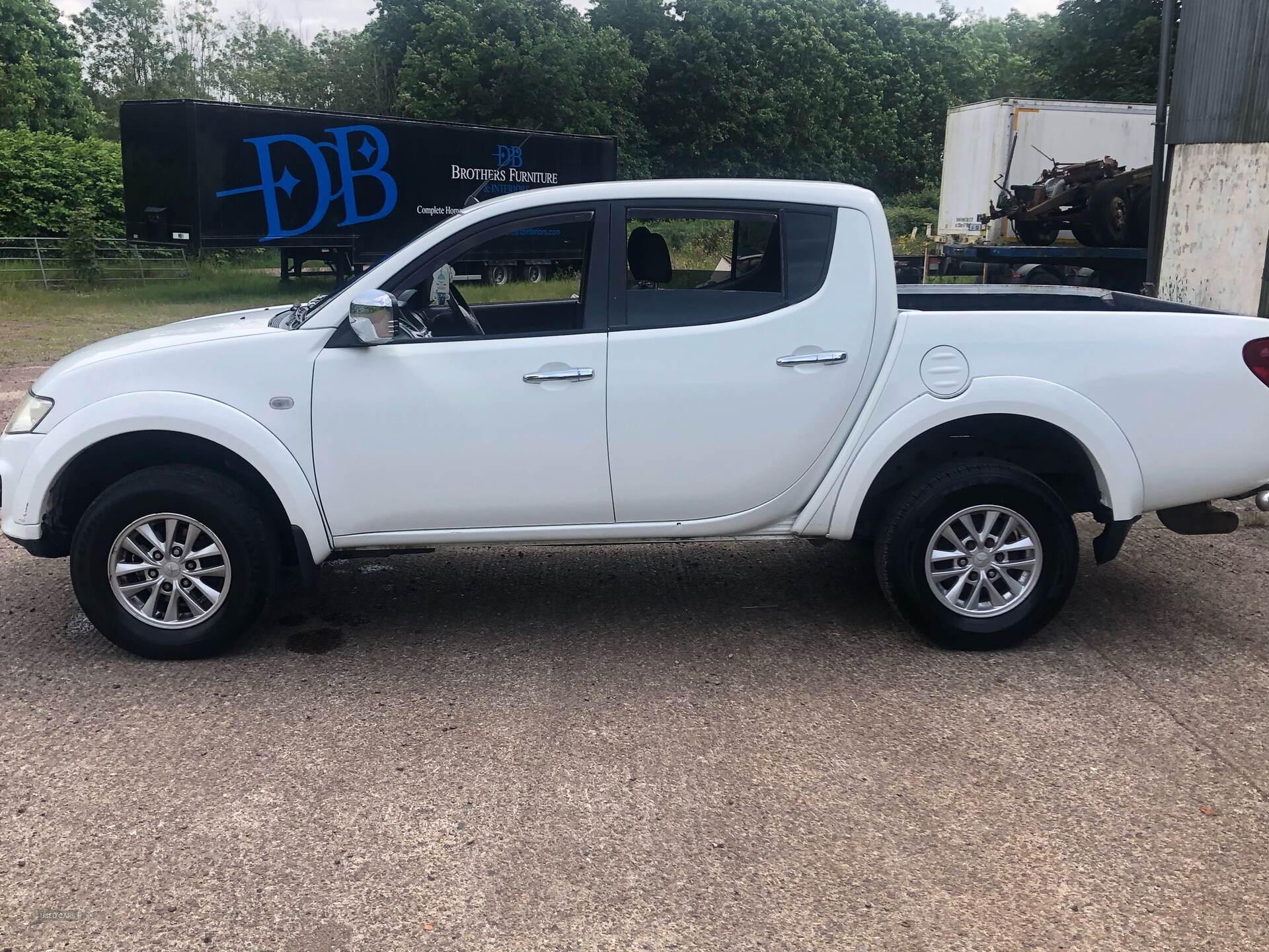May 2014 Mitsubishi L200 Double Cab DI-D Trojan 4WD 175Bhp