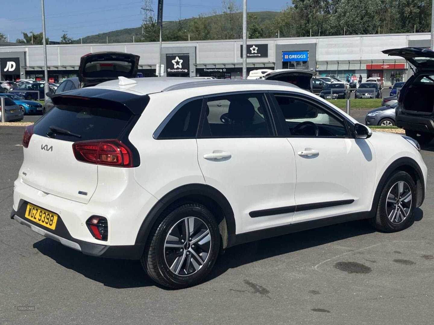 May 2022 Kia Niro 1.6 GDi Hybrid 2 5dr DCT