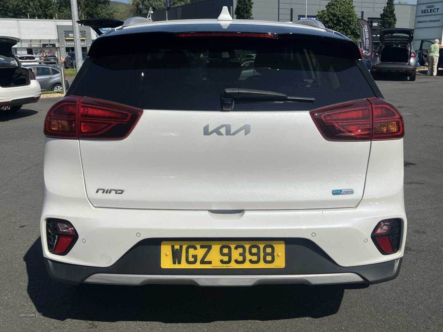 May 2022 Kia Niro 1.6 GDi Hybrid 2 5dr DCT