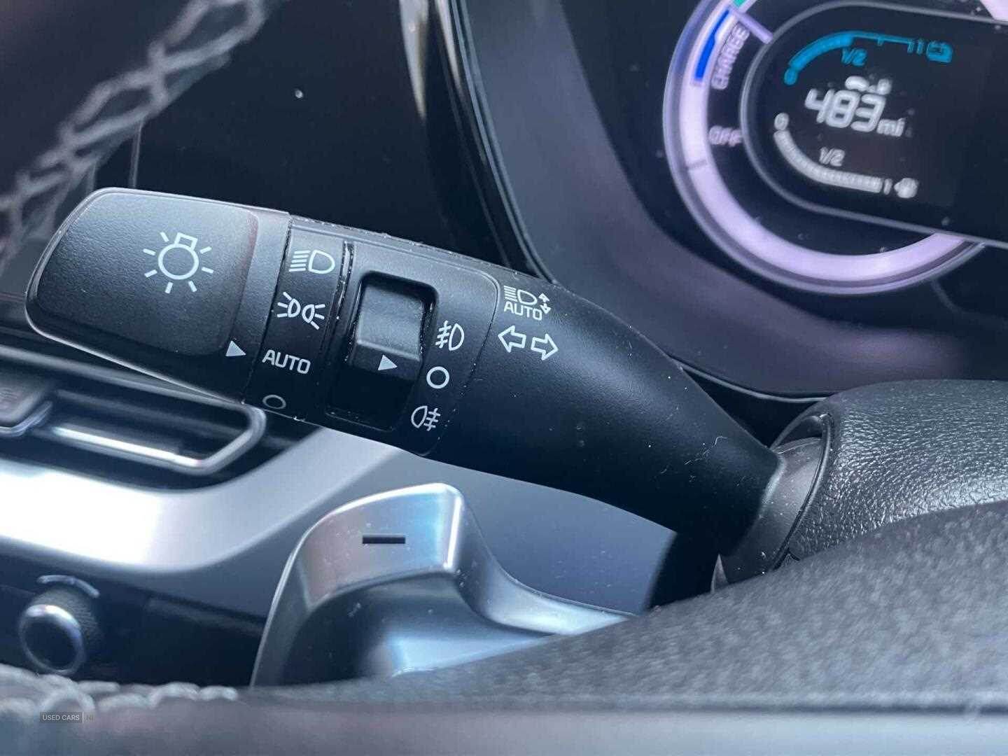 May 2022 Kia Niro 1.6 GDi Hybrid 2 5dr DCT