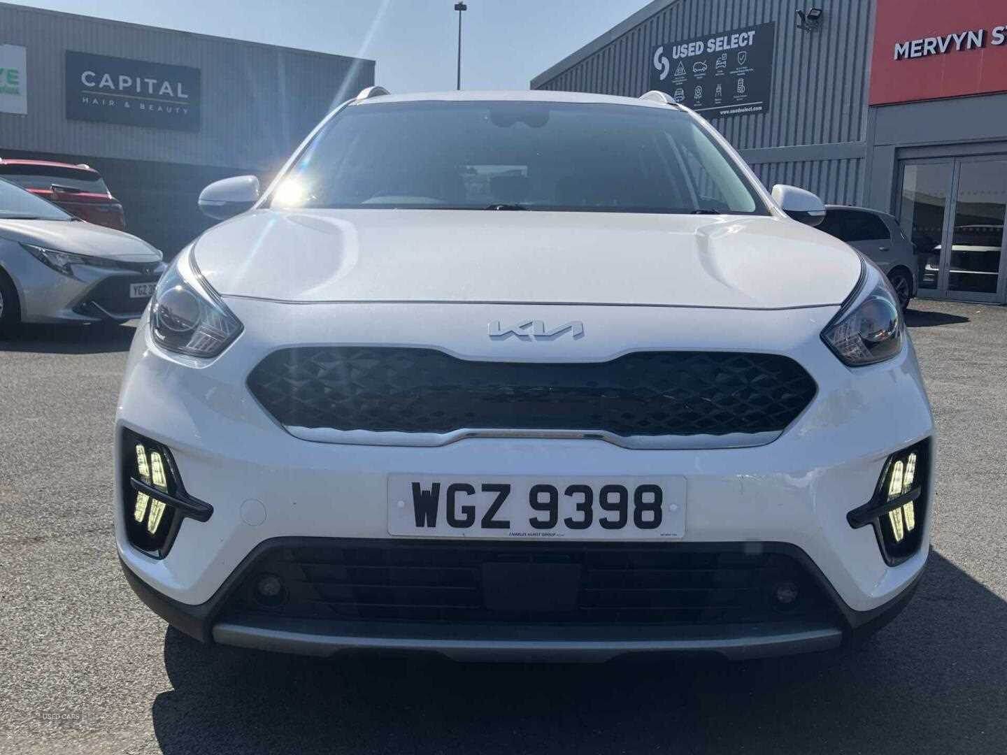 May 2022 Kia Niro 1.6 GDi Hybrid 2 5dr DCT