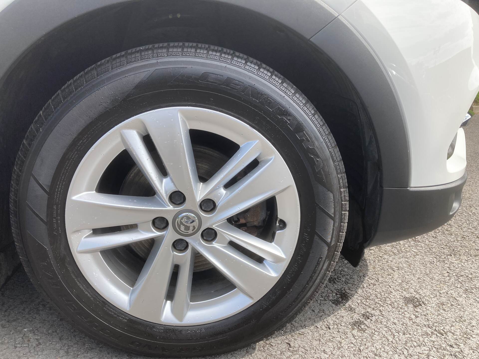 Jun 2020 Vauxhall Grandland X 1.2 Turbo SE 5dr