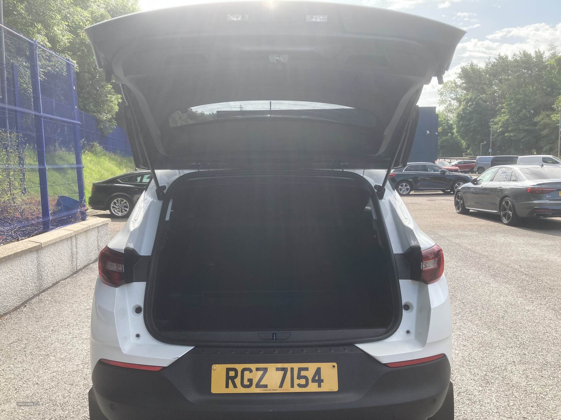 Jun 2020 Vauxhall Grandland X 1.2 Turbo SE 5dr
