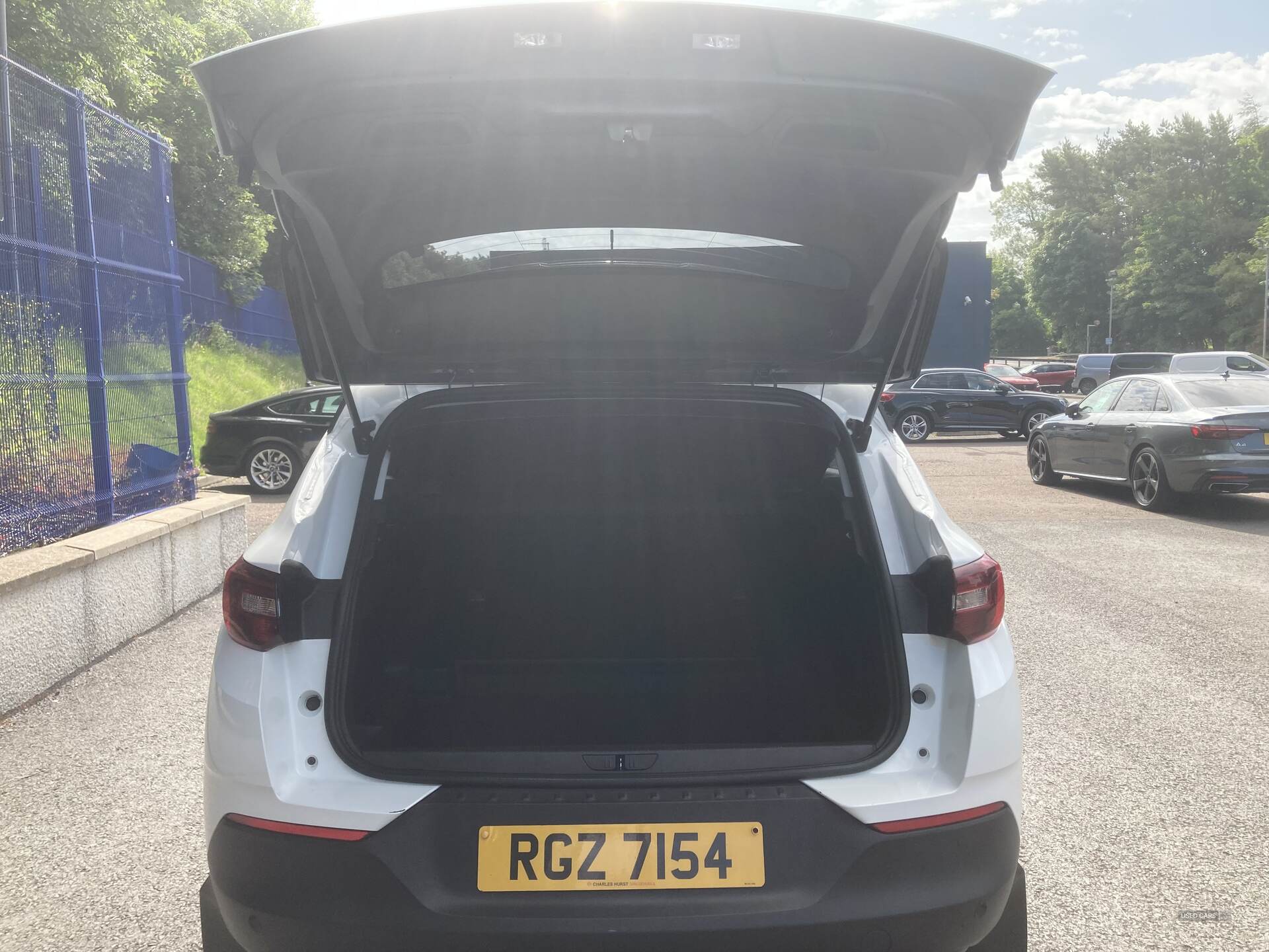 Jun 2020 Vauxhall Grandland X 1.2 Turbo SE 5dr