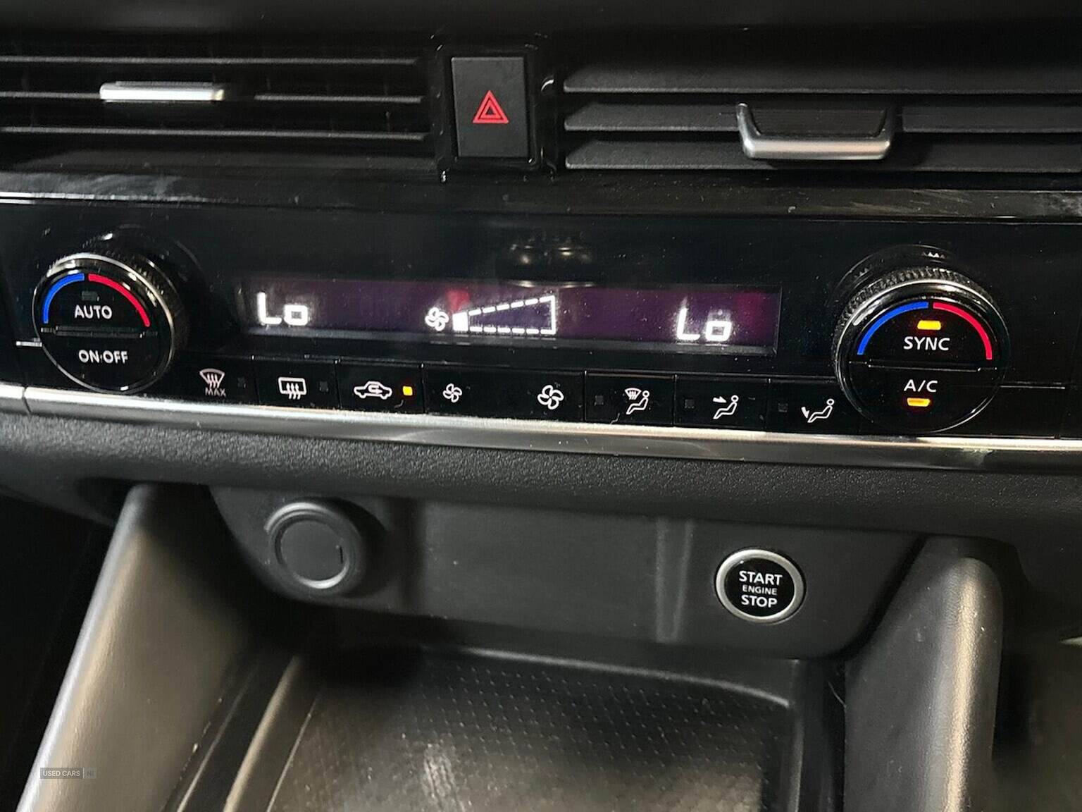 Mar 2022 Nissan Qashqai 1.3 Dig-T Mh N-Connecta 5Dr