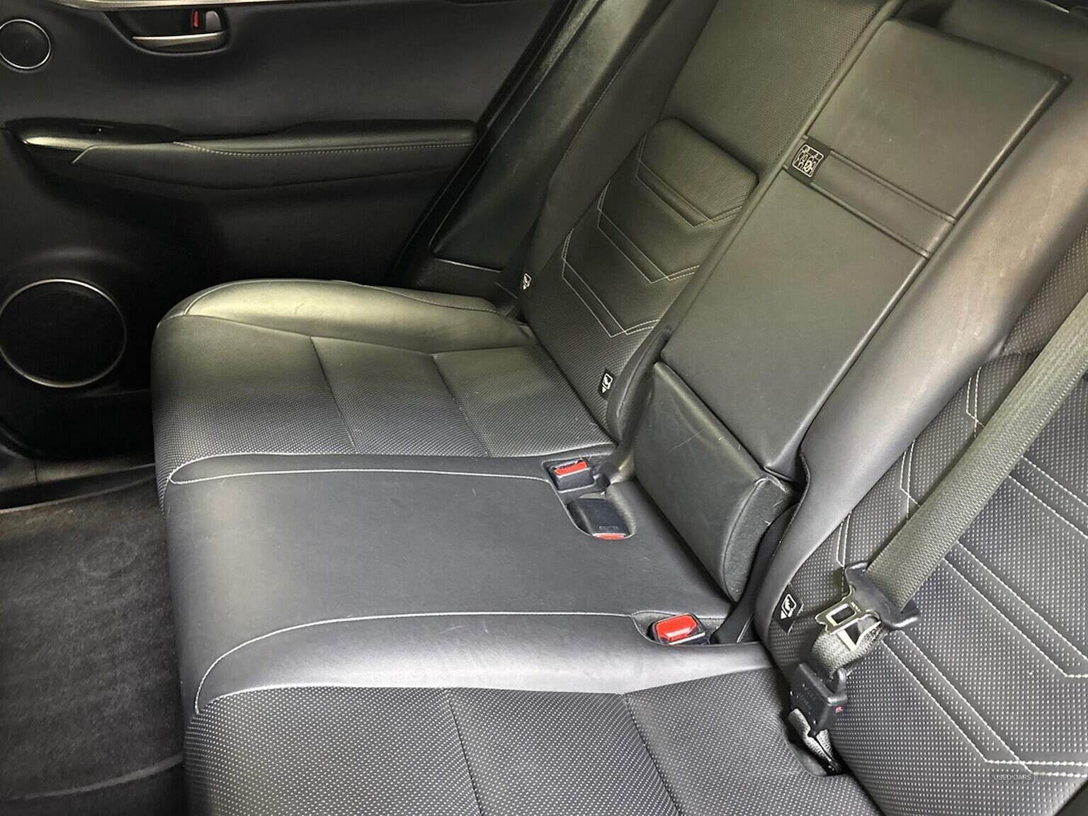  2017 Lexus nx 300h 2.5 Luxury 5Dr Cvt