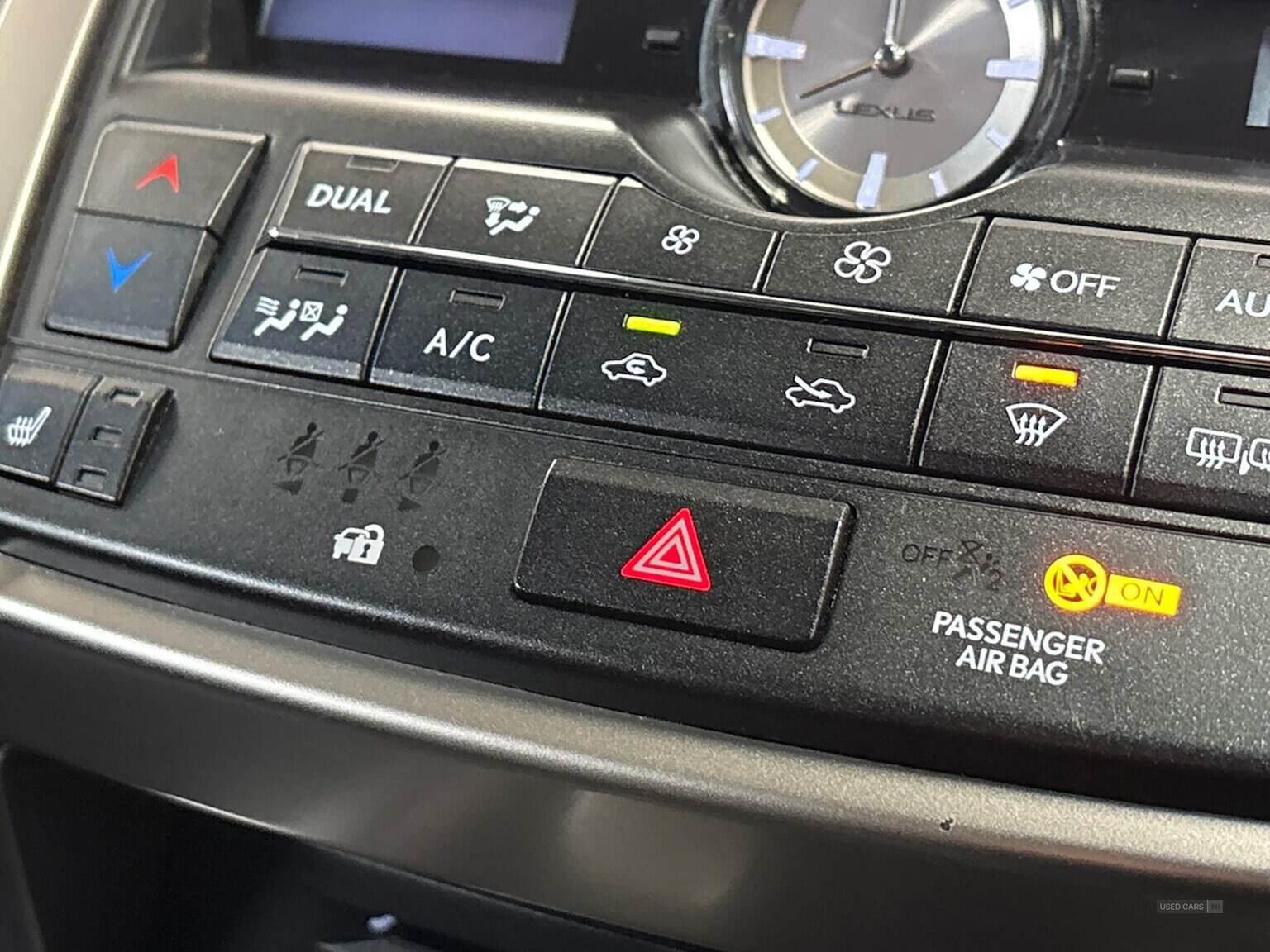  2017 Lexus nx 300h 2.5 Luxury 5Dr Cvt