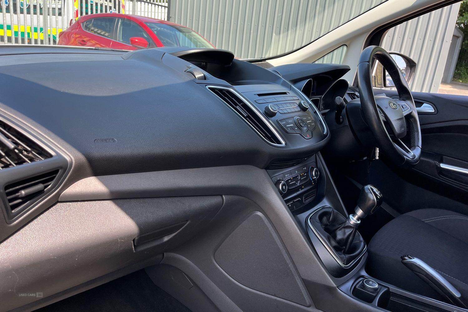 Jan 2016 Ford C-max 1.5 TDCi Zetec 5dr