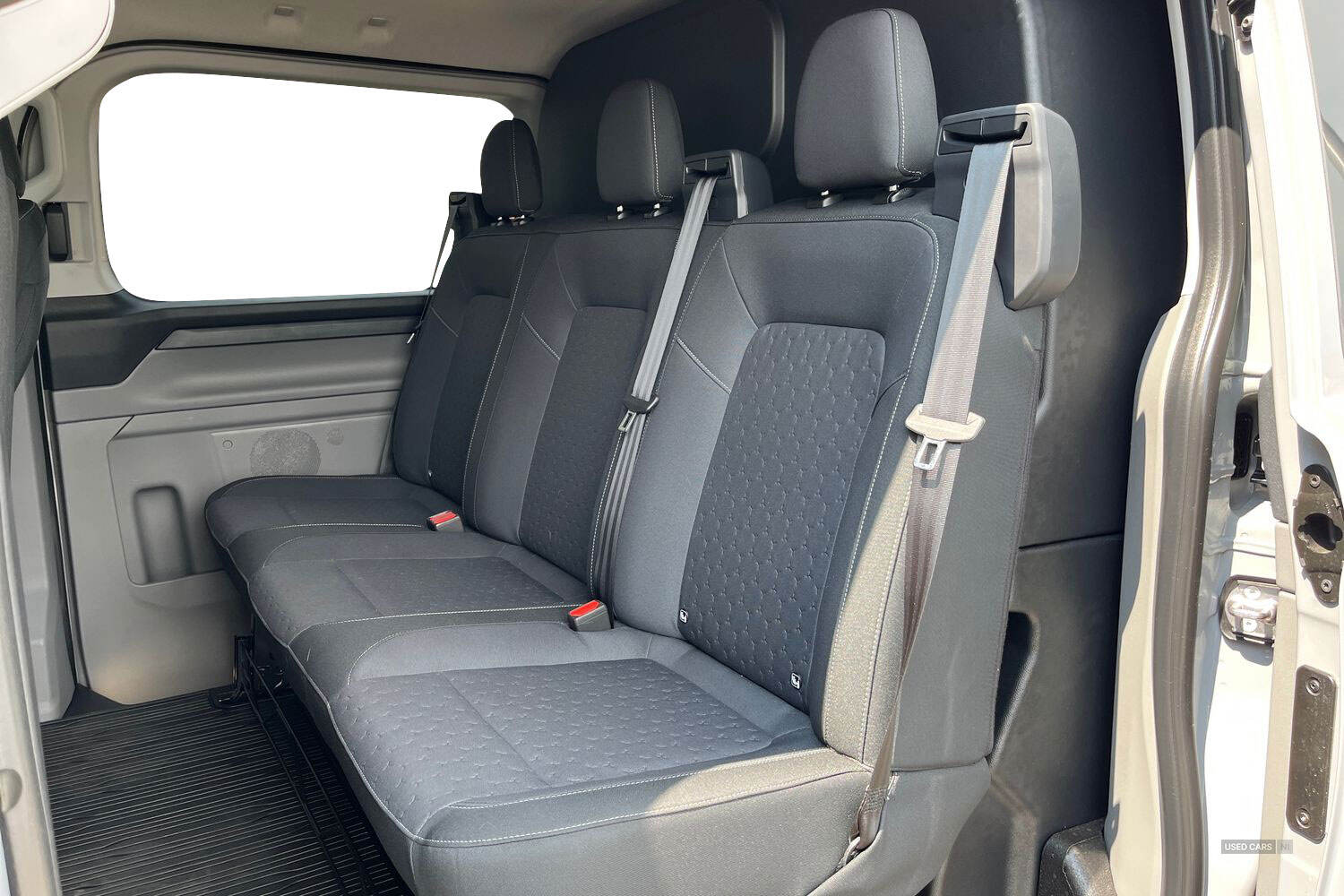 Mar 2025 Ford Transit Custom 2.5 PHEV 232ps H1 Double Cab Van Limited Auto