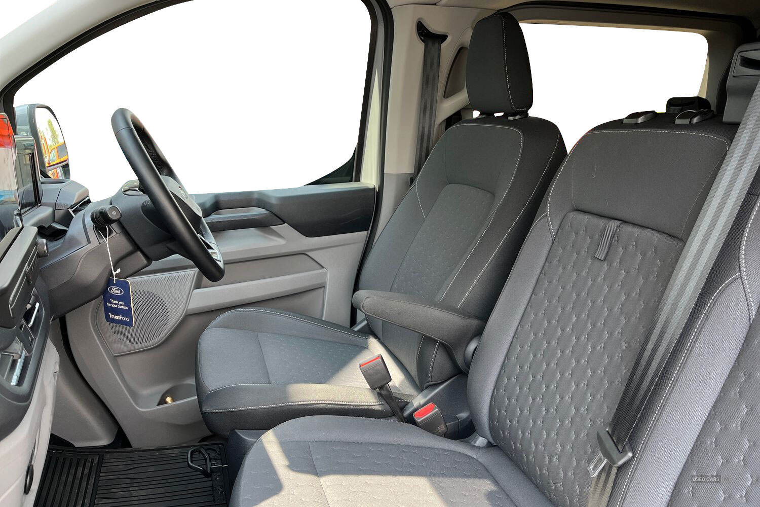 Mar 2025 Ford Transit Custom 2.5 PHEV 232ps H1 Double Cab Van Limited Auto