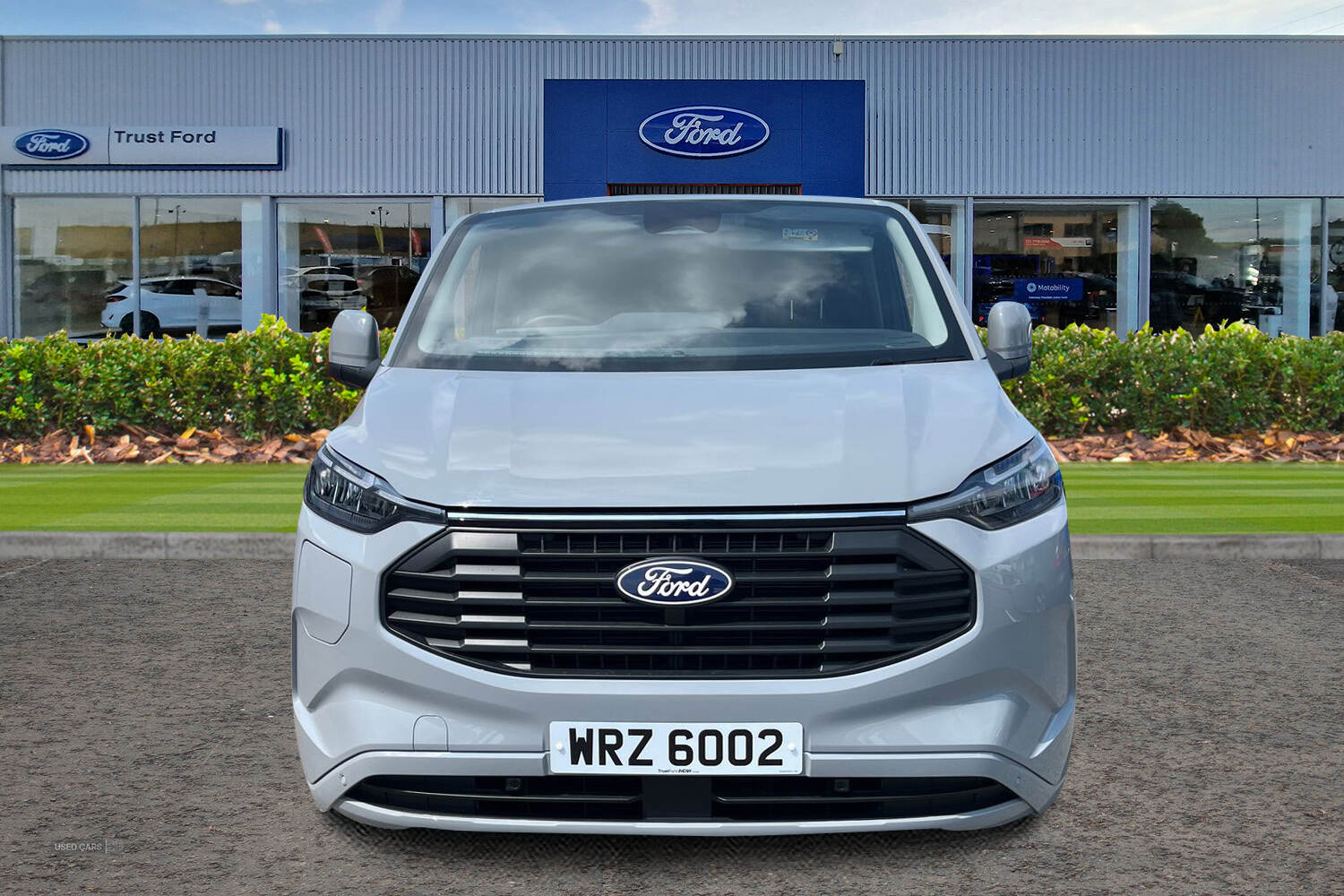 Mar 2025 Ford Transit Custom 2.5 PHEV 232ps H1 Double Cab Van Limited Auto