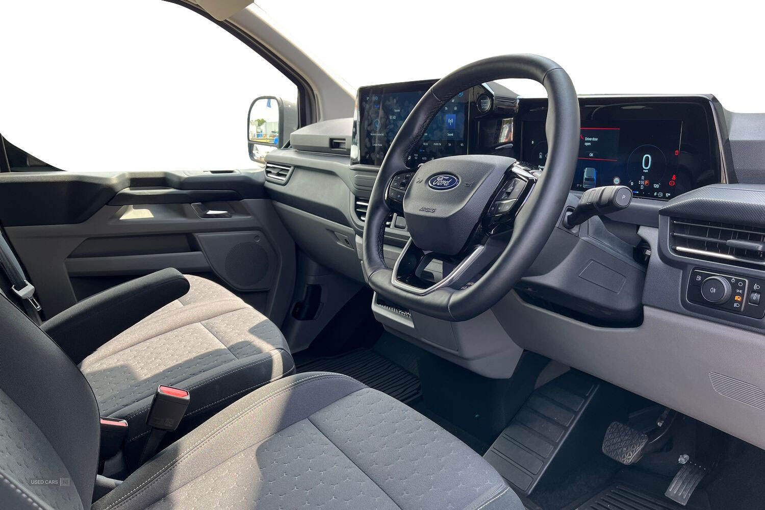Mar 2025 Ford Transit Custom 2.5 PHEV 232ps H1 Double Cab Van Limited Auto