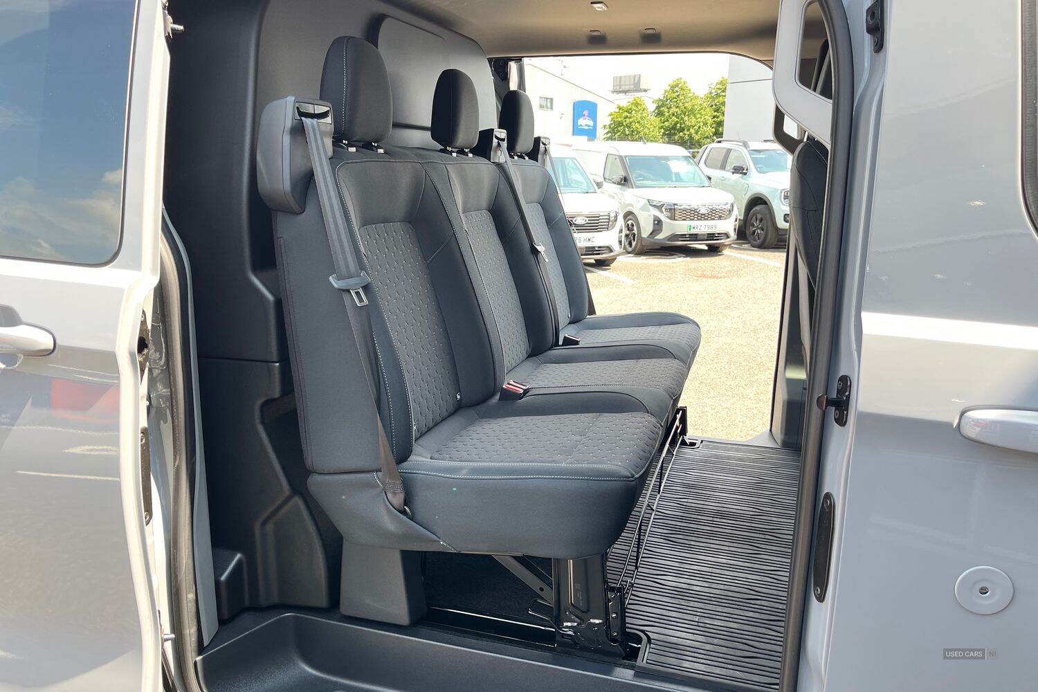 Mar 2025 Ford Transit Custom 2.5 PHEV 232ps H1 Double Cab Van Limited Auto