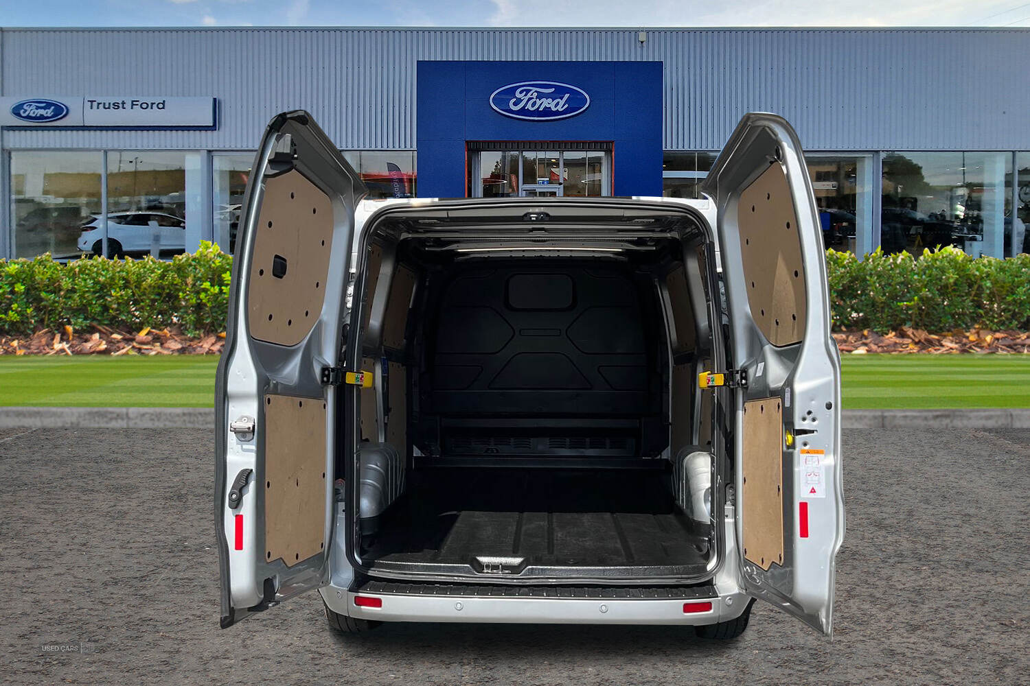 Mar 2023 Ford Transit Custom 2.0 EcoBlue 170ps Low Roof Limited Van Auto