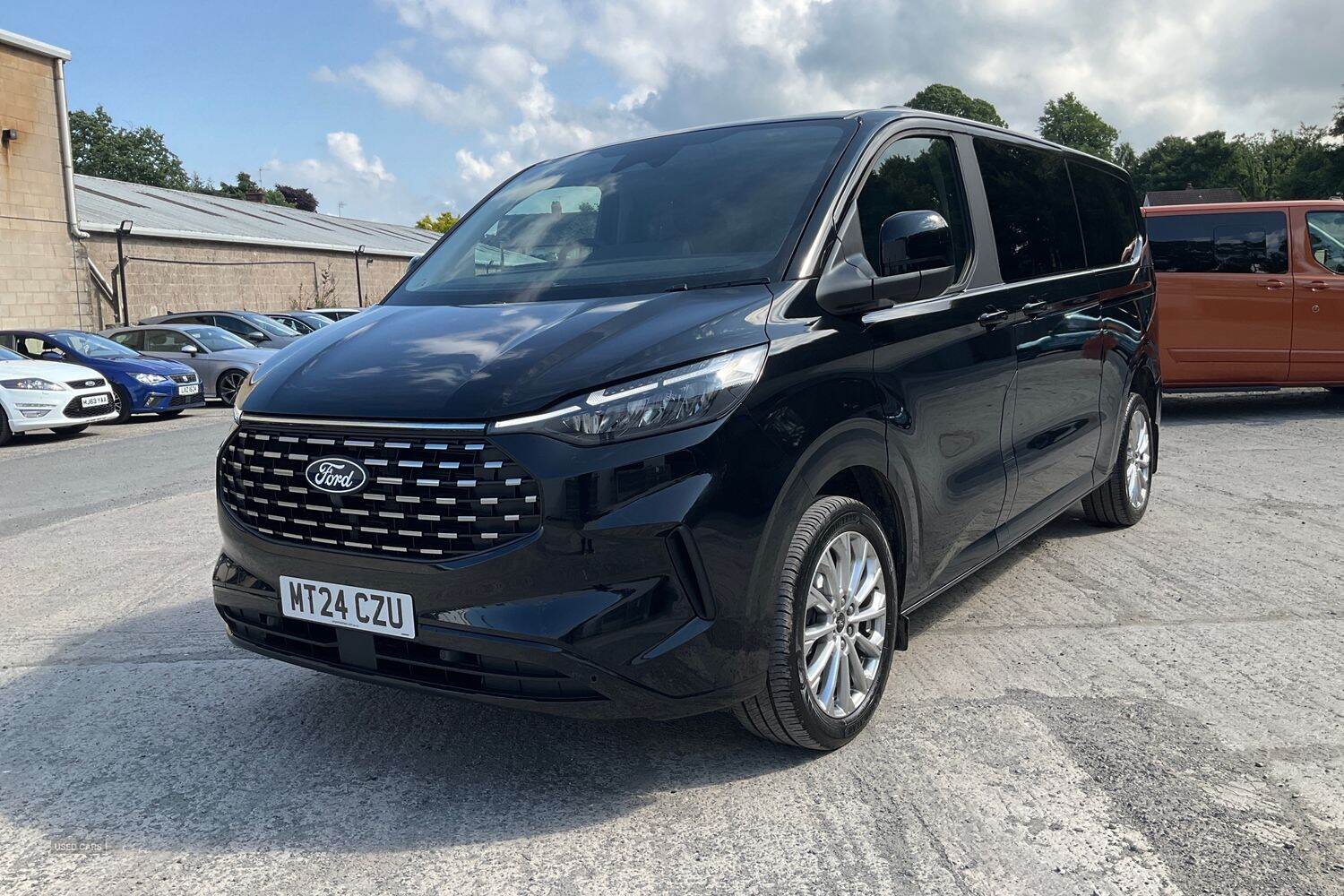 Apr 2024 Ford Tourneo Custom 2.0 EcoBlue 170ps H1 Titanium 8 seater Auto