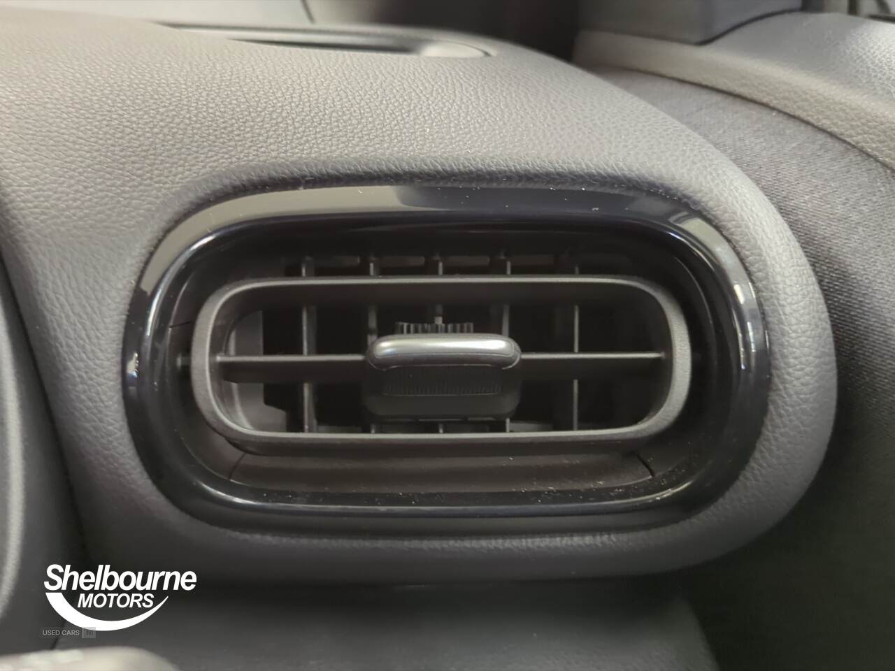 Apr 2023 Toyota Yaris Cross 1.5 Hybrid Design 5dr CVT