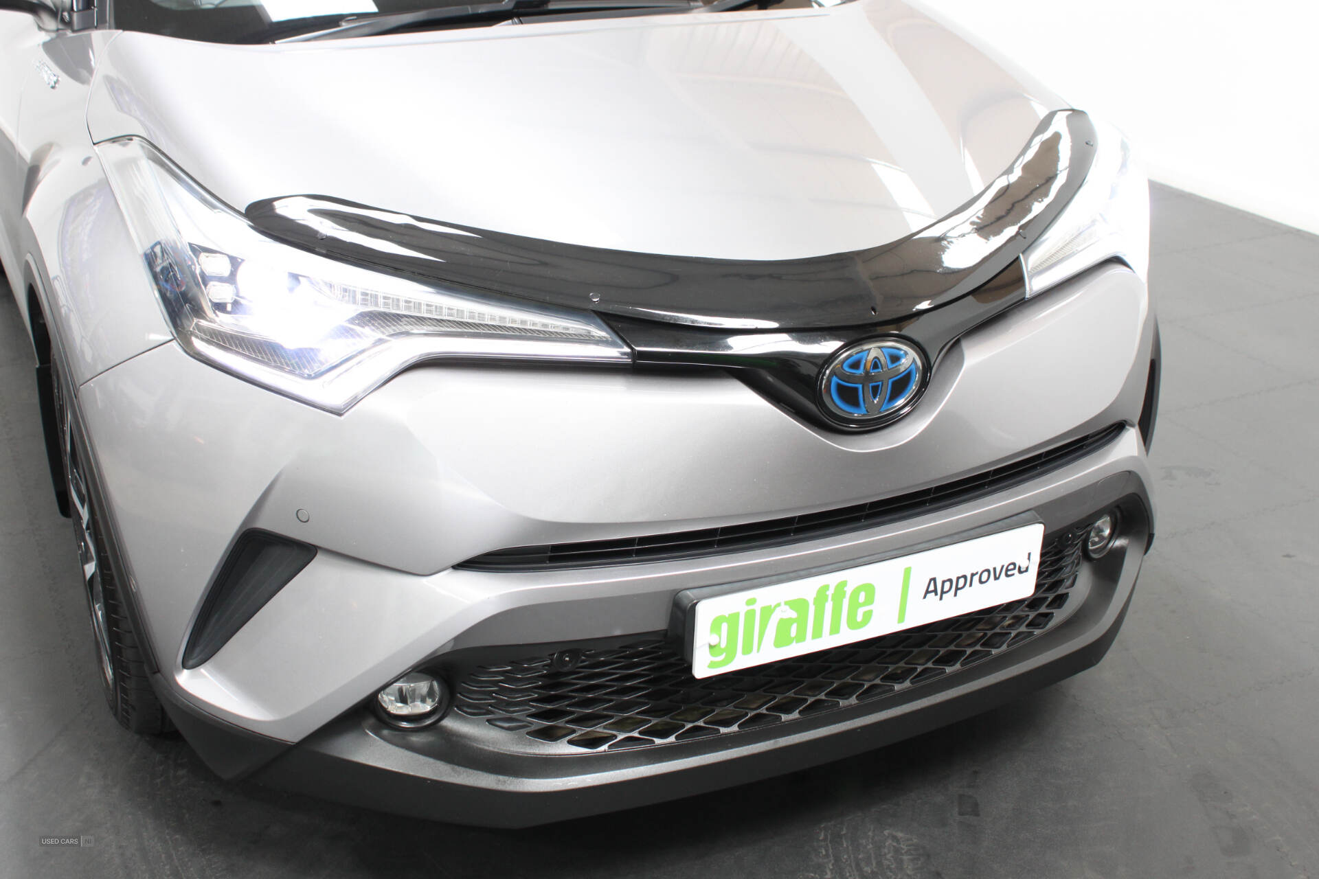 Sep 2017 Toyota C-HR 1.8 Hybrid Dynamic 5dr CVT