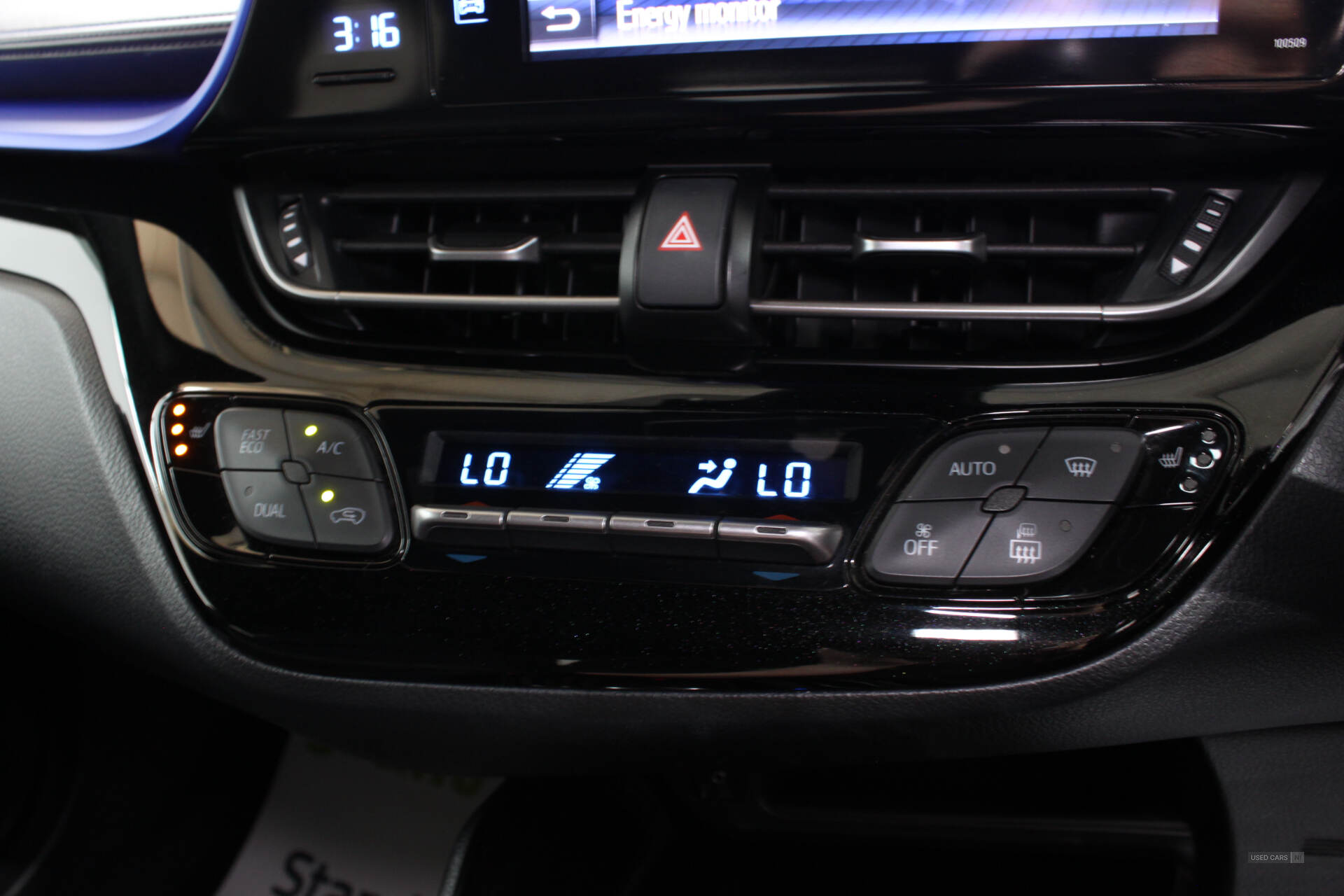 Sep 2017 Toyota C-HR 1.8 Hybrid Dynamic 5dr CVT