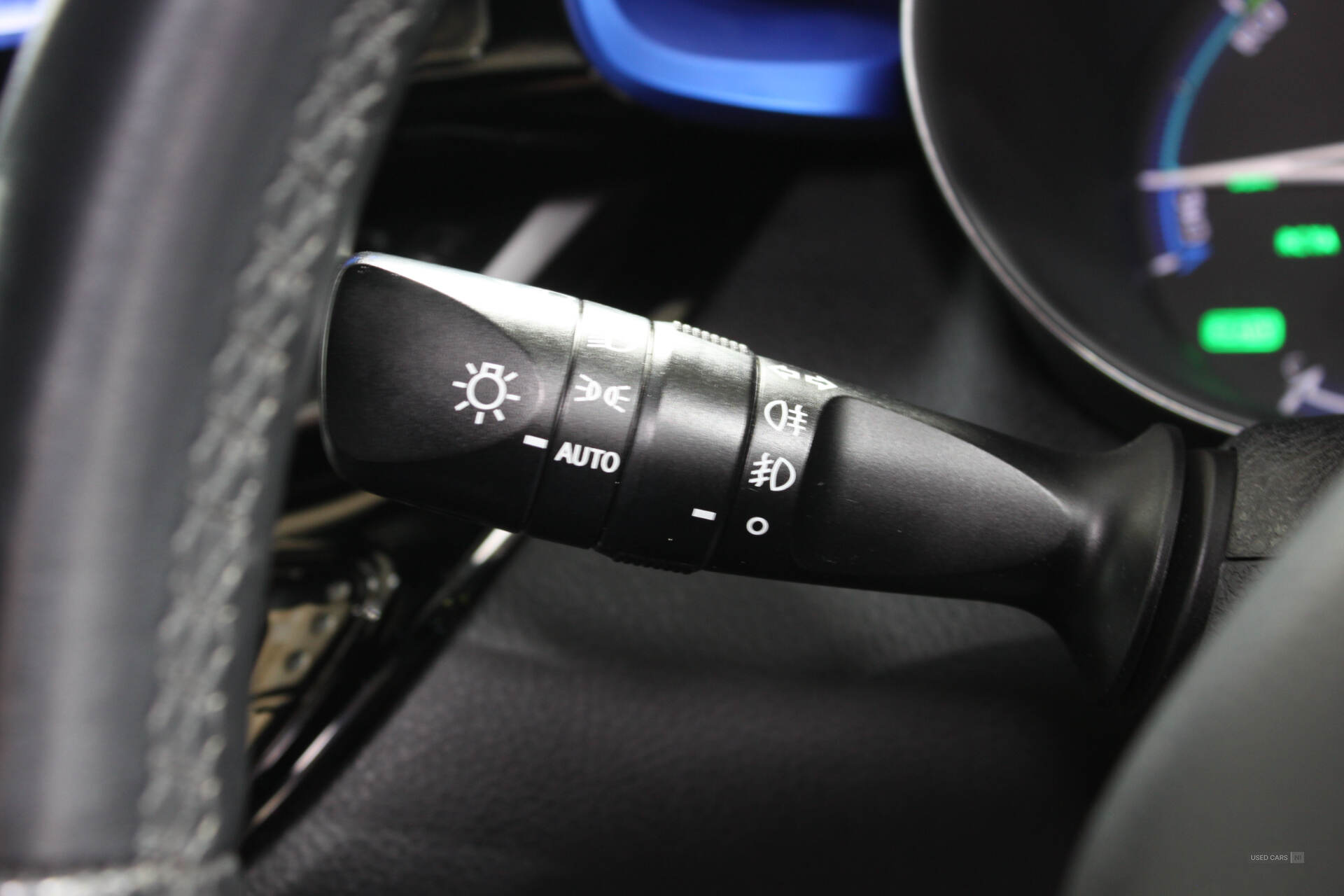 Sep 2017 Toyota C-HR 1.8 Hybrid Dynamic 5dr CVT