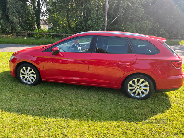 Seat Leon DIESEL SPORT TOURER in Armagh