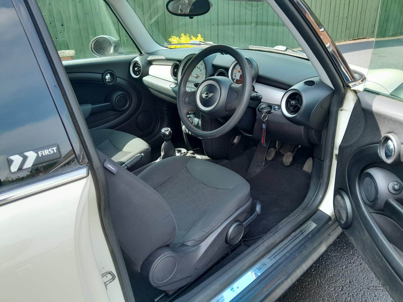 May 2010 MINI Hatch 1.6 First 3dr