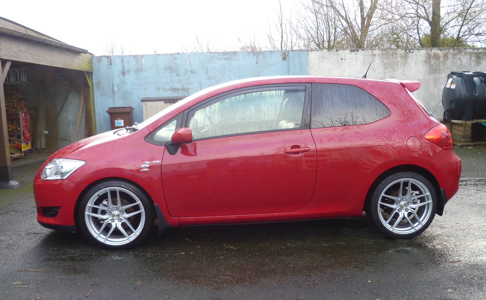 Apr 2009 Toyota Auris 2.2 D-4D SR180 3dr