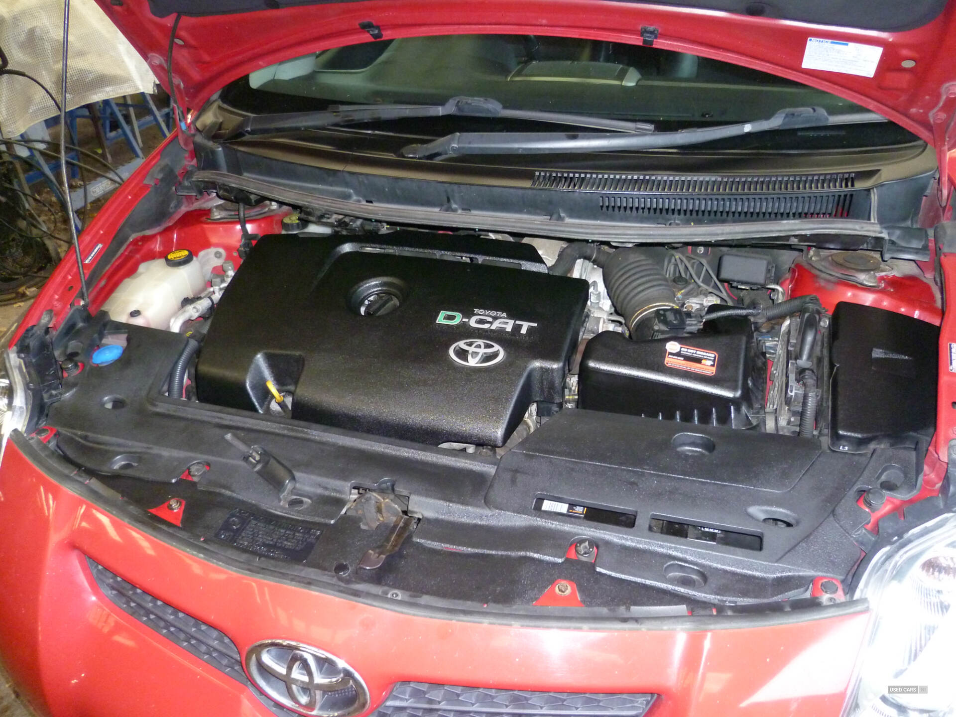 Apr 2009 Toyota Auris 2.2 D-4D SR180 3dr