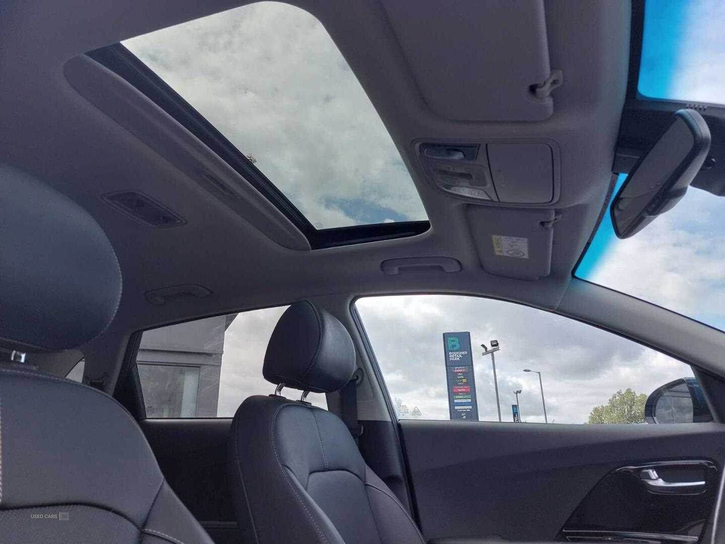 Mar 2022 Kia Niro 1.6 GDi Hybrid 4 5dr DCT