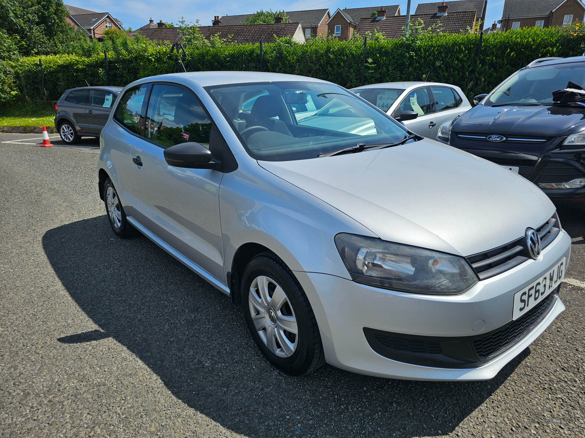 Volkswagen Polo HATCHBACK in Down