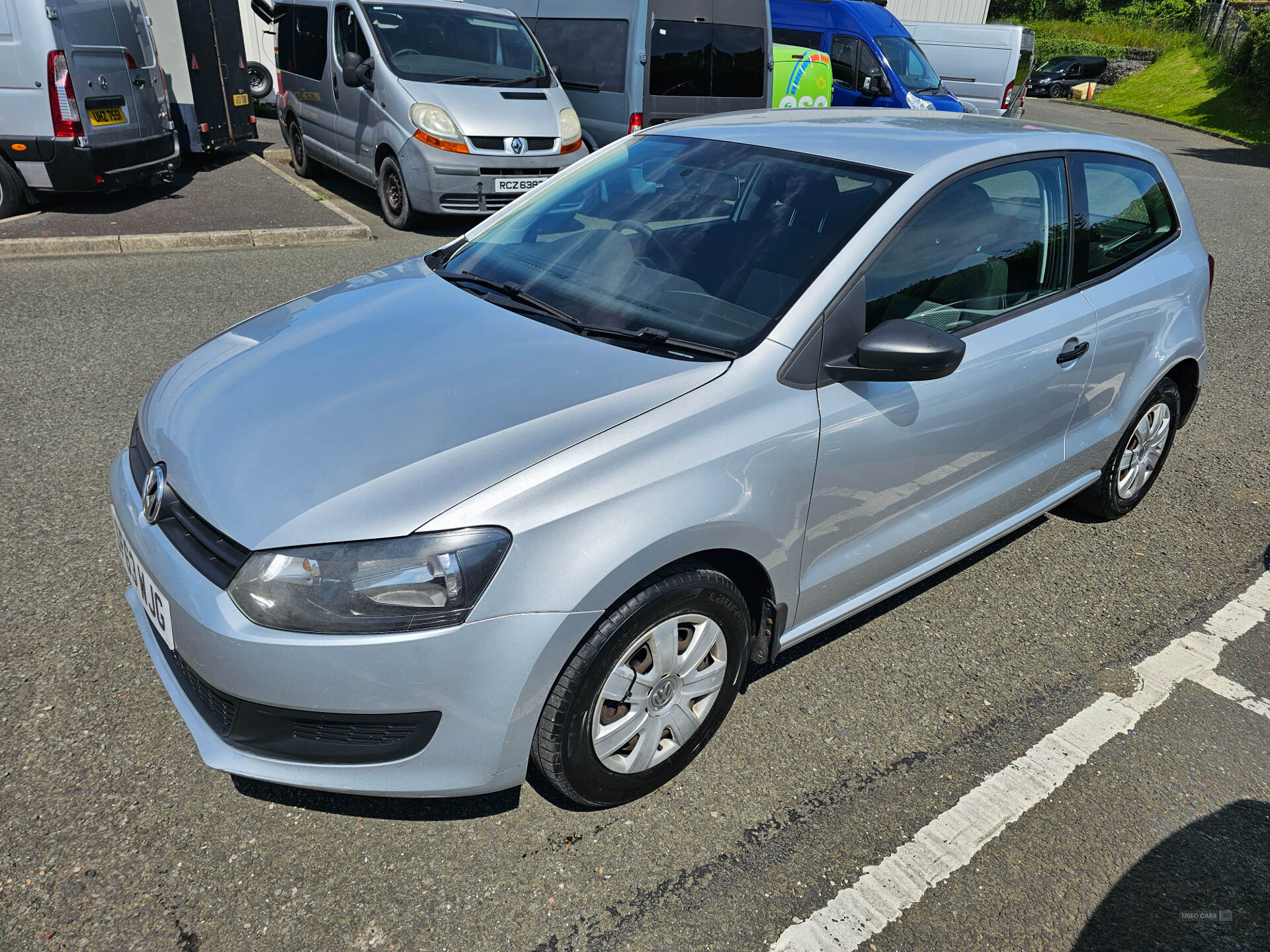 Volkswagen Polo HATCHBACK in Down