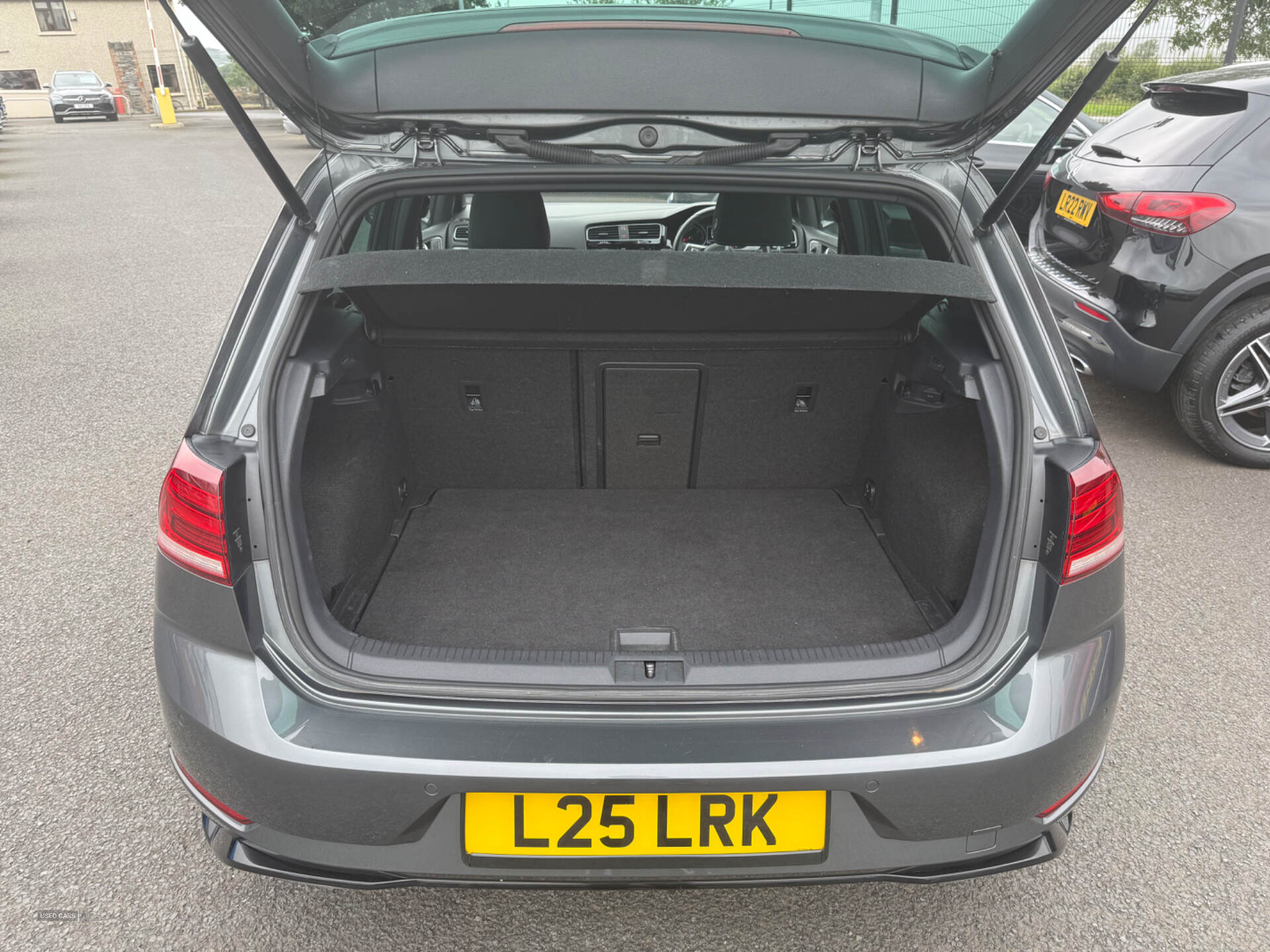 Volkswagen Golf DIESEL HATCHBACK in Derry / Londonderry
