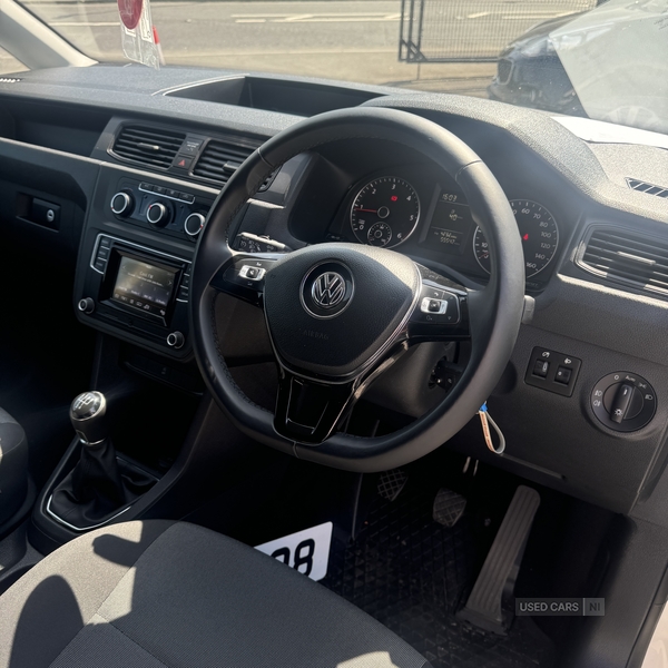 Volkswagen Caddy C20 DIESEL in Down