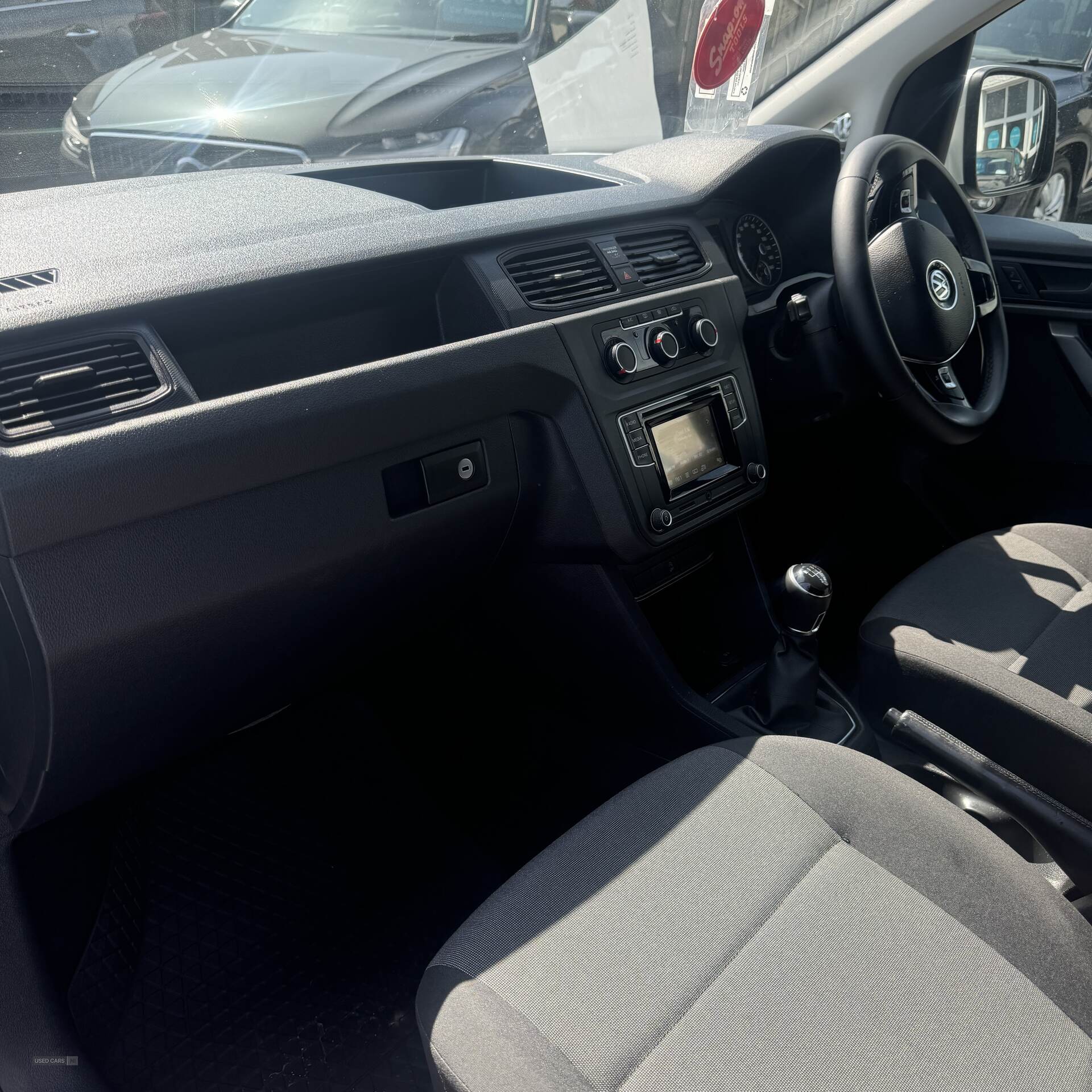 Volkswagen Caddy C20 DIESEL in Down