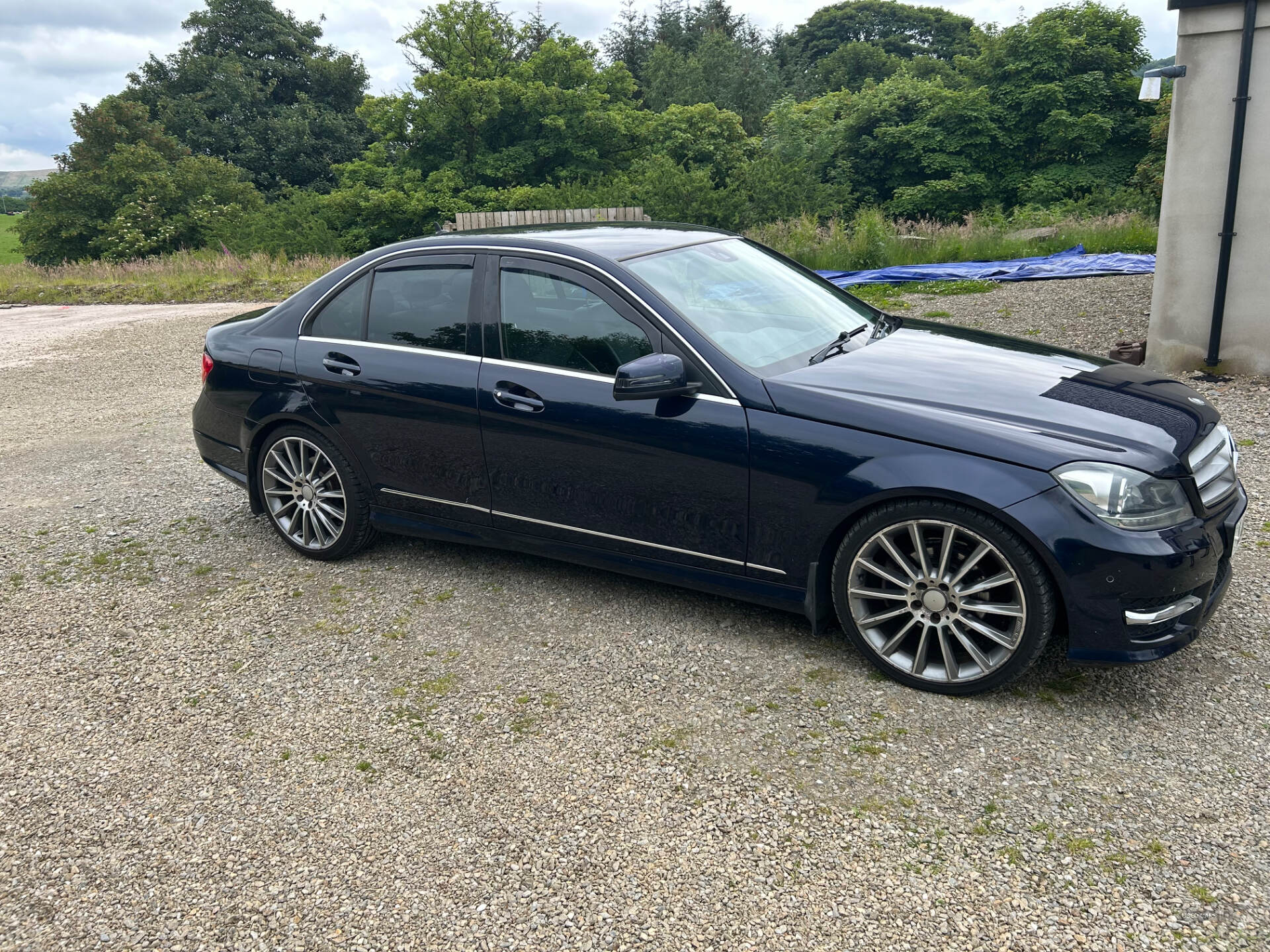 May 2011 Mercedes C-Class C220 CDI BlueEFFICIENCY Sport 4dr